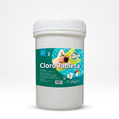 Envase de 1 kilo de tabletas de cloro Ecocooper de Trini Vital Store para desinfección y mantenimiento de piscinas.