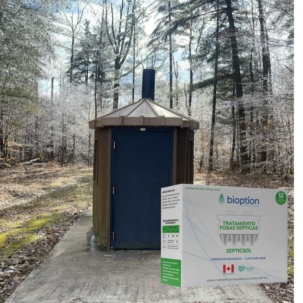 Tratamiento biológico SEPTICSOL de Trini Vital Store en caja blanca frente a una caseta de fosa séptica en el bosque